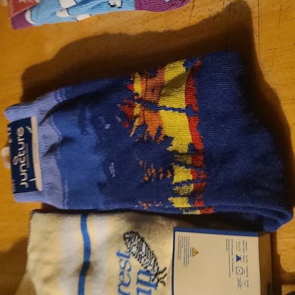 Men's socks 3 pair Size 6-12 - Picture 3 of 4